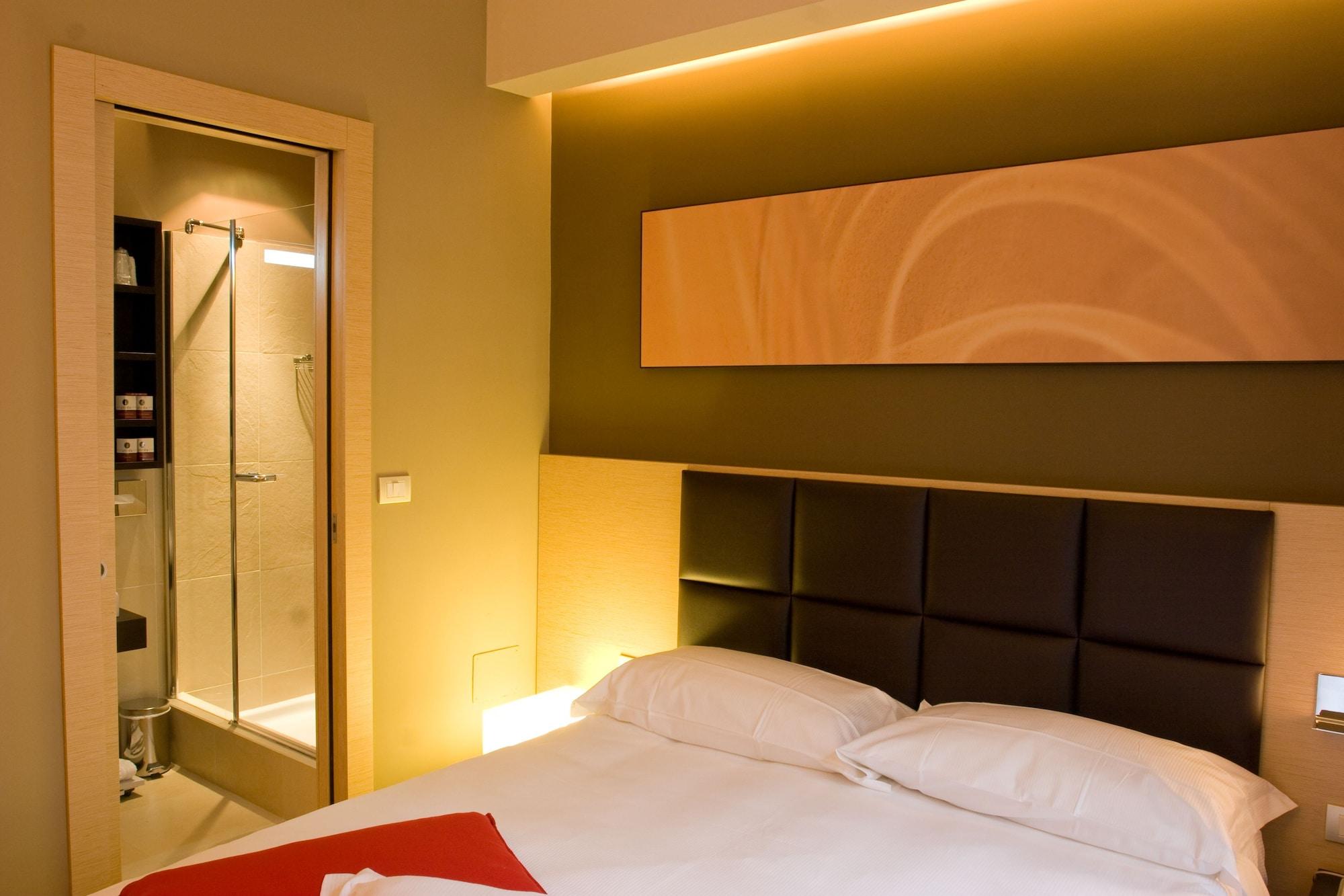 Unahotels Villa Dei Platani Foligno Luaran gambar