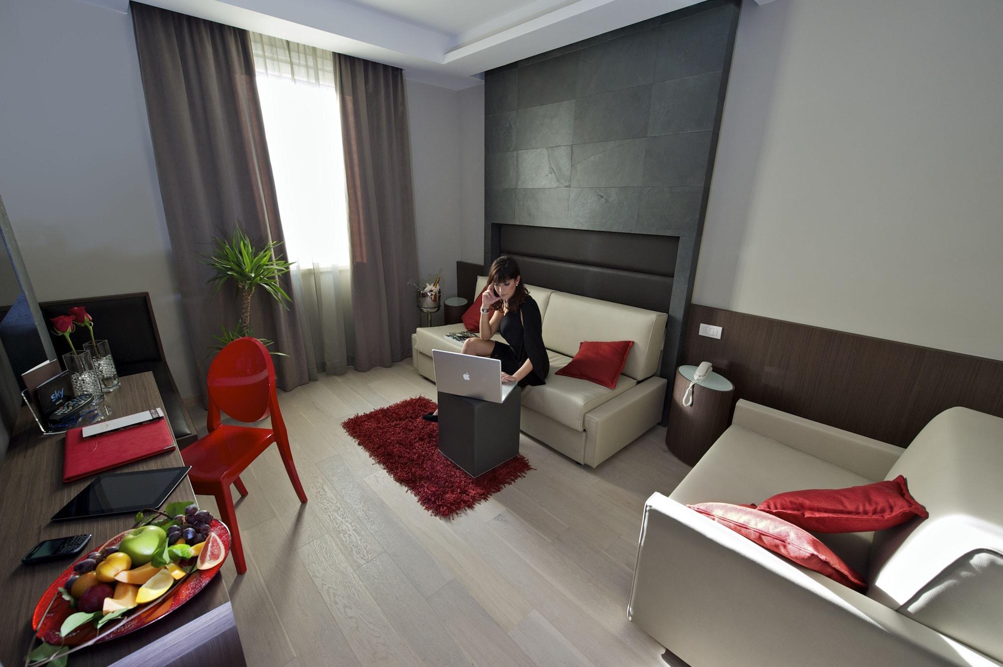 Unahotels Villa Dei Platani Foligno Luaran gambar
